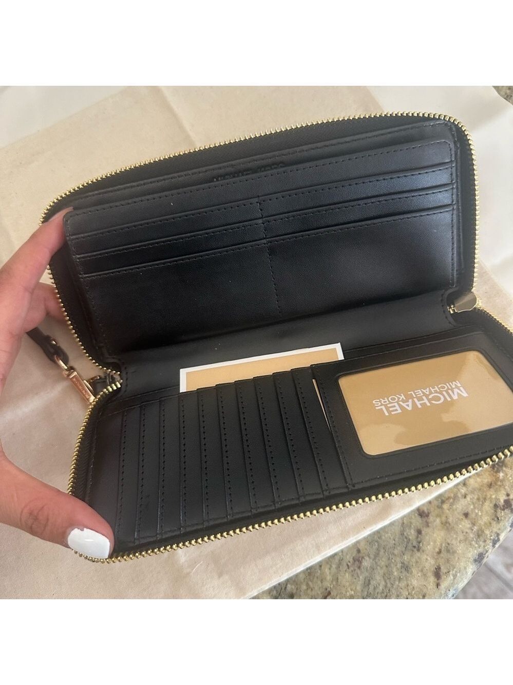 New MICHAEL MICHAEL KORS Large Logo Continental black / ivory - Picture 7 of 8